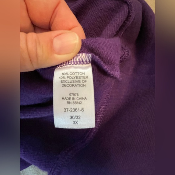 Roaman’s Women’s Size 3X 30/32 Pretty Purple Sweatshirt Decorative Sleeves - Picture 10 of 10